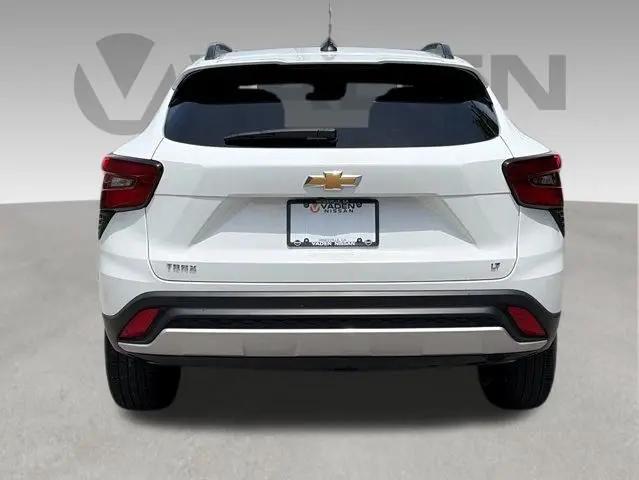 2025 Chevrolet Trax FWD LT