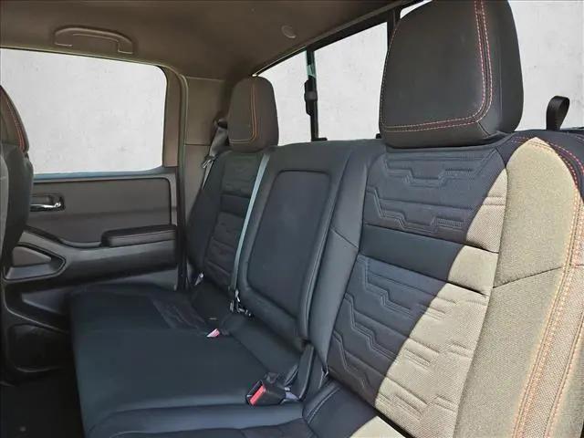 2025 Nissan Frontier Crew Cab PRO-4X 4x4