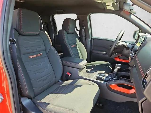 2025 Nissan Frontier Crew Cab PRO-4X 4x4