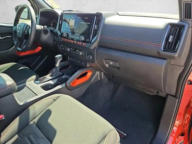 2025 Nissan Frontier Crew Cab PRO-4X 4x4