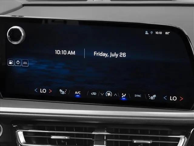 2026 Chevrolet Traverse FWD LT