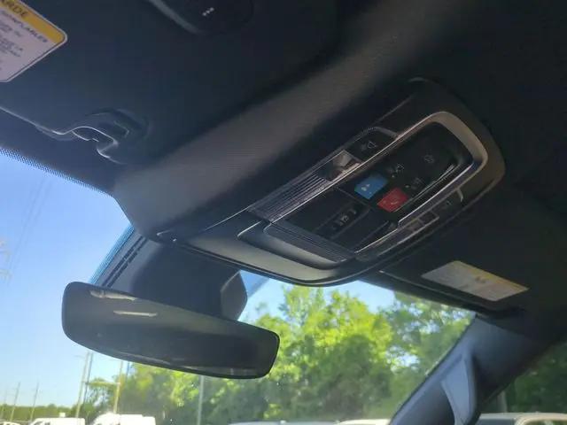 2025 Ram 1500 Rebel Crew Cab 4x4 5'7" Box