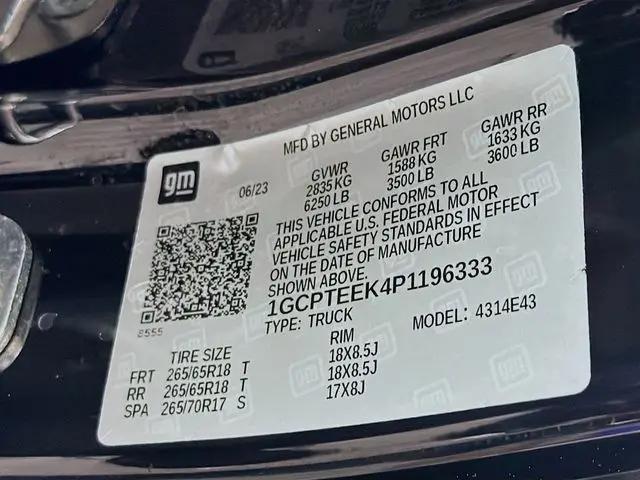 2023 Chevrolet Colorado 4WD Crew Cab Short Box Trail Boss