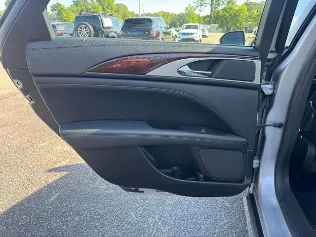 2017 Lincoln MKZ Select