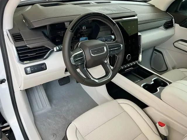 2026 GMC Acadia Denali FWD