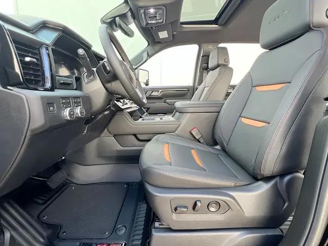2026 GMC Sierra 2500HD Crew Cab, Standard Bed, AT4, 4WD