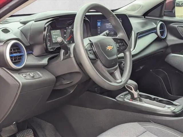 2025 Chevrolet Trax FWD LS