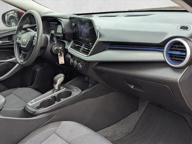 2025 Chevrolet Trax FWD LS