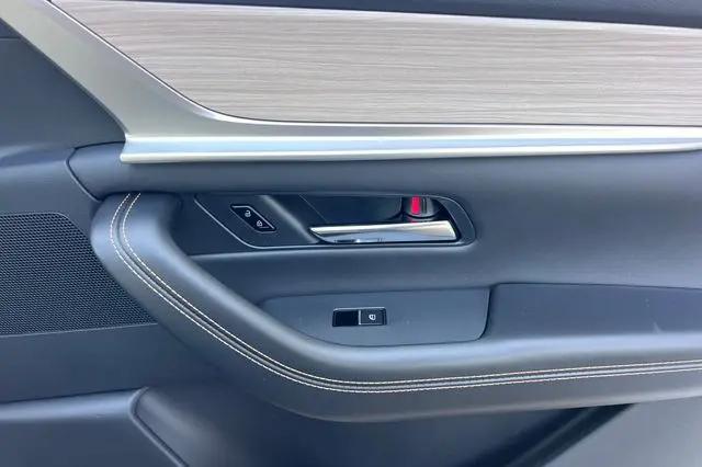 2026 Mazda X-90 Premium Sport