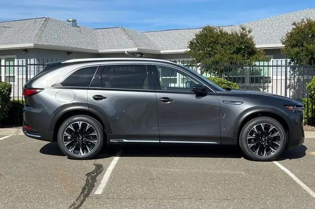 2026 Mazda X-90 Premium Plus