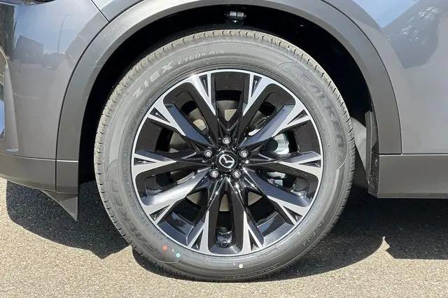 2026 Mazda X-90 Premium Plus