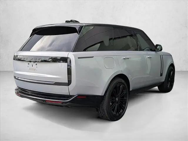 2025 Land Rover Range Rover P530 SE