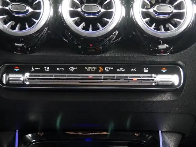 2022 Mercedes-Benz 300 4MATIC