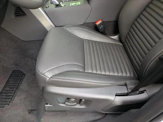 2026 Land Rover Discovery S