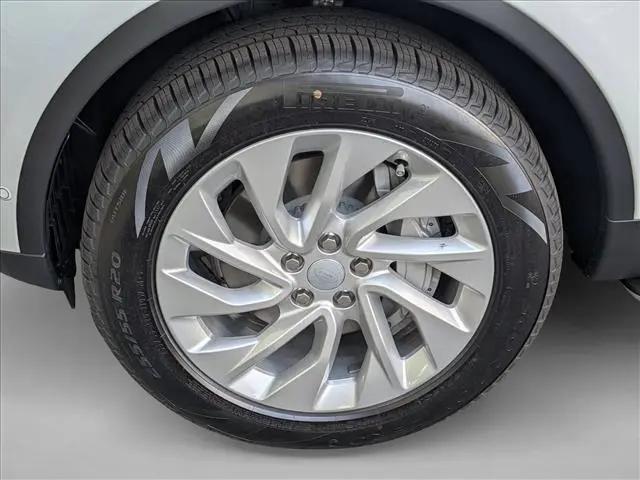 2026 Land Rover Discovery S