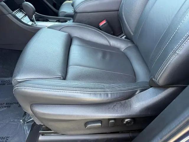 2023 Subaru Ascent Limited 8-Passenger