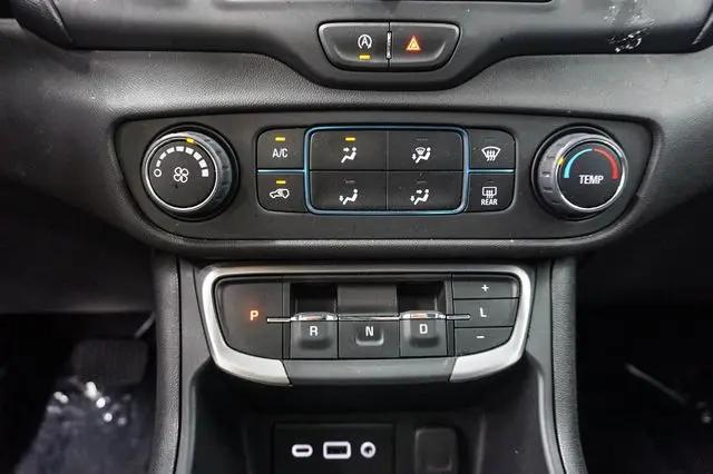 2024 GMC Terrain AWD SLE