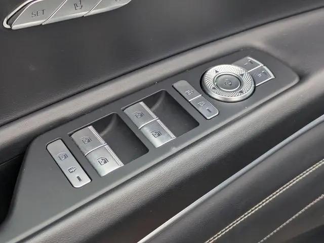 2024 Genesis GV80 2.5T AWD