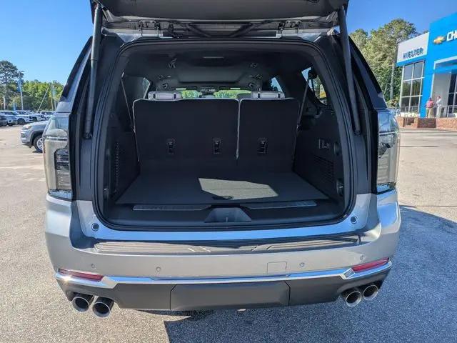 2026 Chevrolet Suburban Premier, 4WD