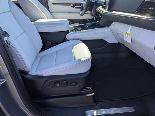2026 Chevrolet Suburban Premier, 4WD