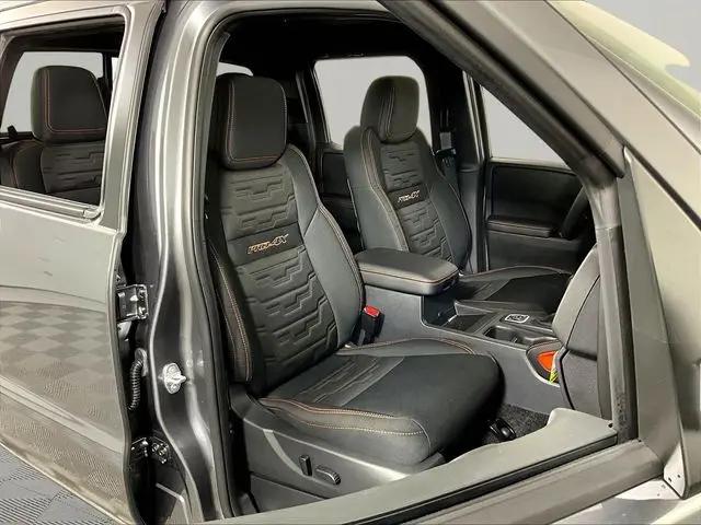 2026 Nissan Frontier Crew Cab Long Bed PRO-4X 4x4