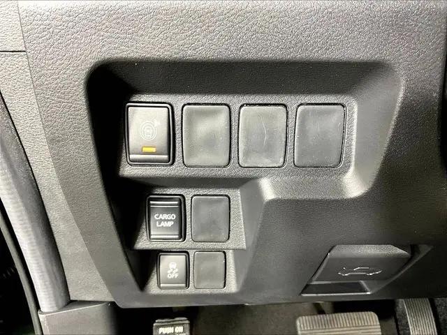 2026 Nissan Frontier Crew Cab Long Bed SV 4x4