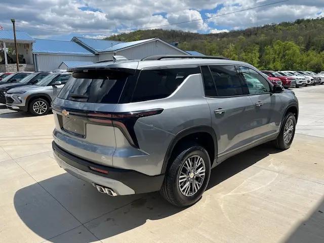 2026 Chevrolet Traverse AWD LT