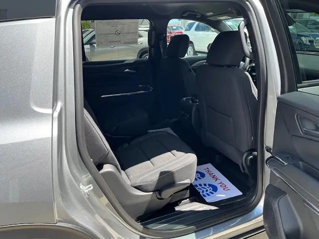 2026 Chevrolet Traverse AWD LT