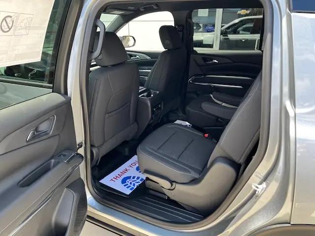 2026 Chevrolet Traverse AWD LT