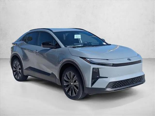 2026 Toyota C-HR XSE