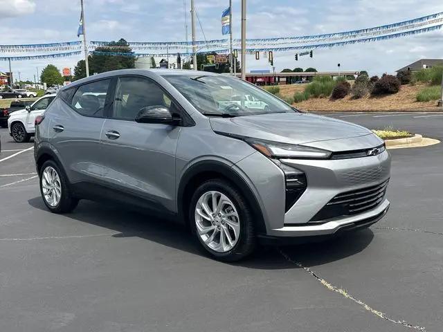 2027 Chevrolet Bolt LT FWD