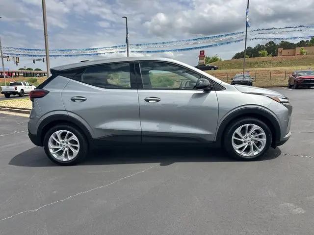 2027 Chevrolet Bolt LT FWD