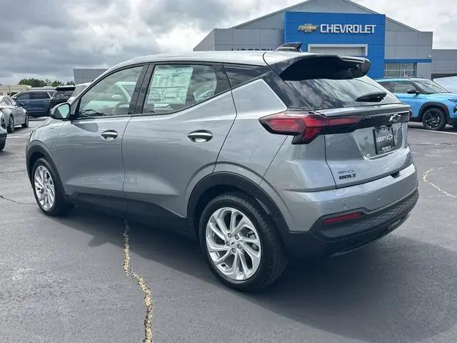 2027 Chevrolet Bolt LT FWD