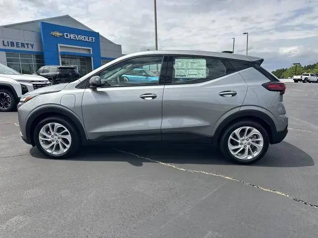 2027 Chevrolet Bolt LT FWD