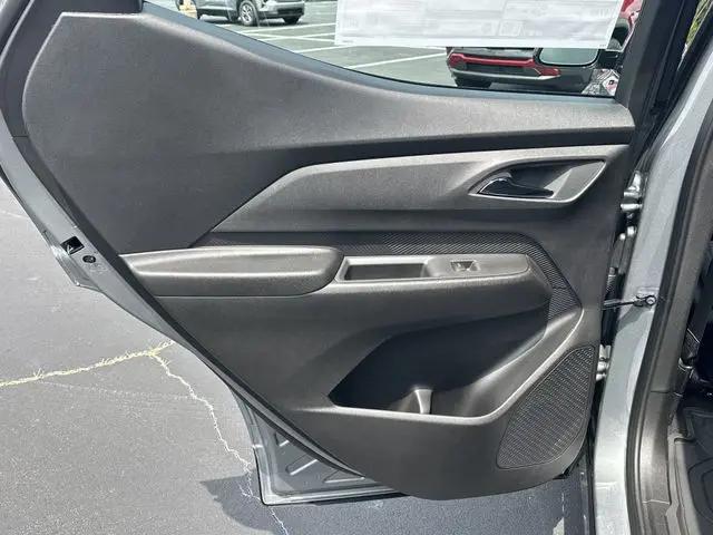 2027 Chevrolet Bolt LT FWD
