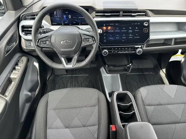 2027 Chevrolet Bolt LT FWD