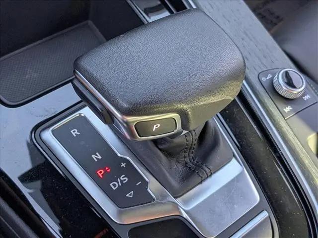 2023 Audi A4 Premium 45 TFSI S line quattro S tronic