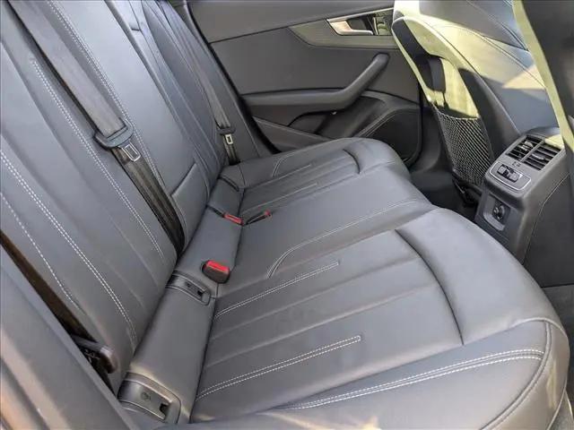 2023 Audi A4 Premium 45 TFSI S line quattro S tronic