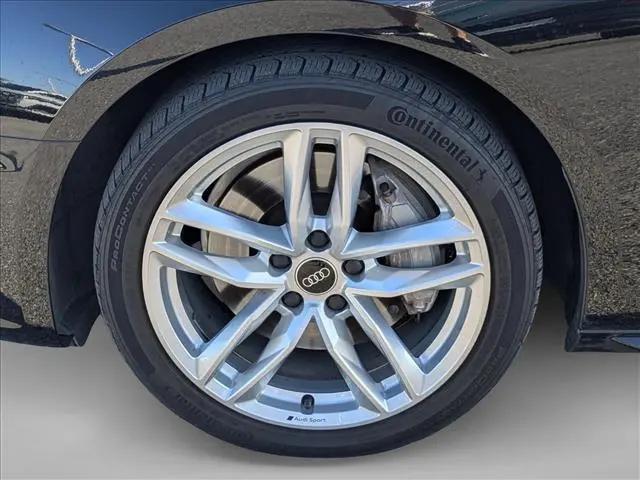 2023 Audi A4 Premium 45 TFSI S line quattro S tronic