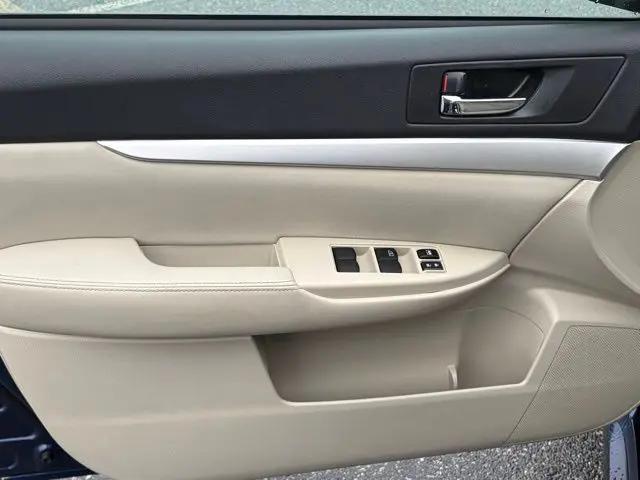 2011 Subaru Legacy 2.5i Premium