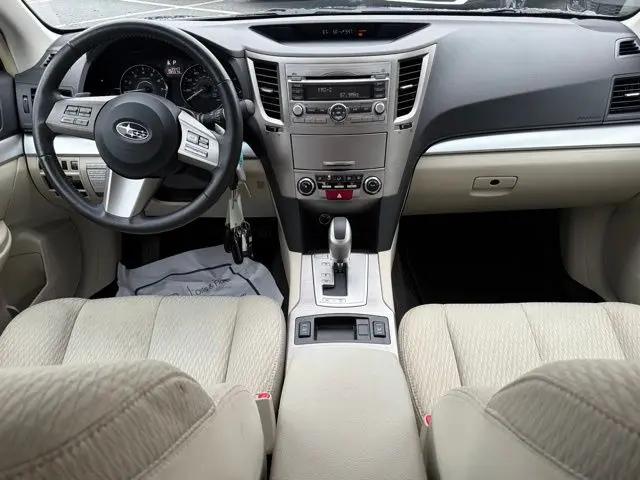 2011 Subaru Legacy 2.5i Premium
