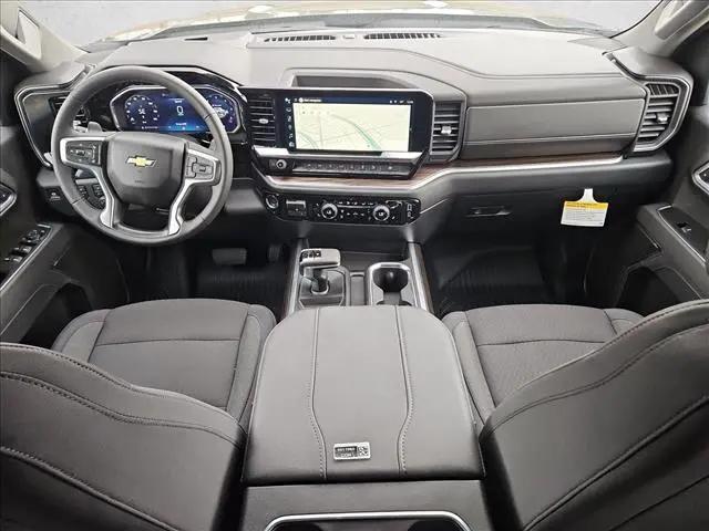 2026 Chevrolet Silverado 1500 4WD Crew Cab Standard Bed LT