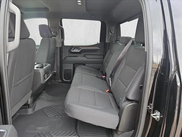 2026 Chevrolet Silverado 1500 4WD Crew Cab Standard Bed LT