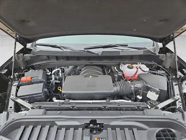 2026 Chevrolet Silverado 1500 4WD Crew Cab Standard Bed LT