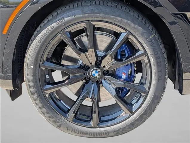 2027 BMW X7 M60i