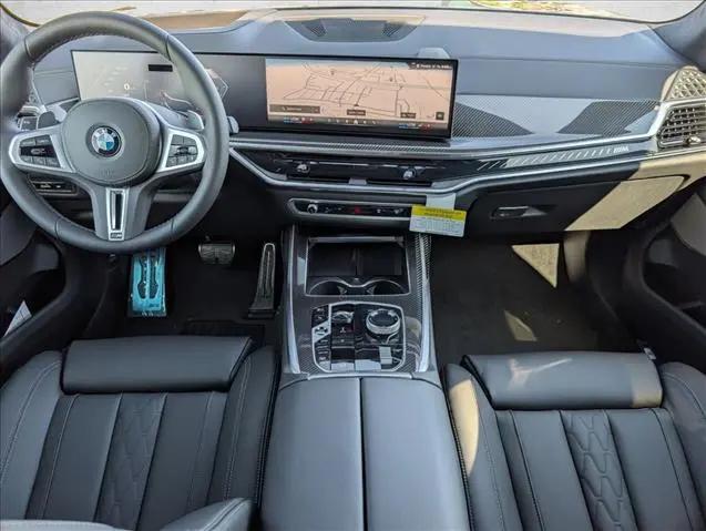 2027 BMW X7 M60i