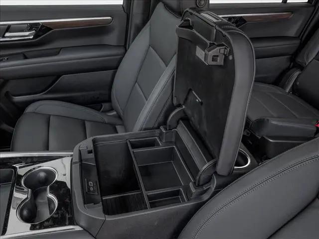 2026 Chevrolet Suburban LT, RWD