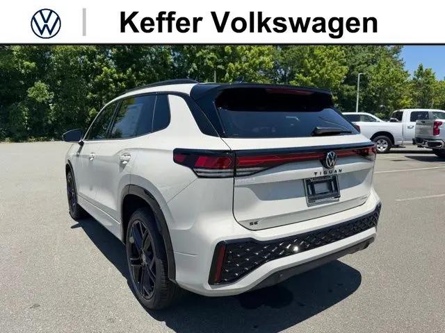 2026 Volkswagen Tiguan SE R-Line Black