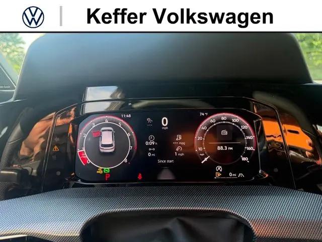 2026 Volkswagen Golf GTI SE