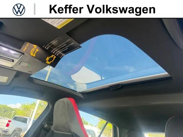 2026 Volkswagen Golf GTI SE